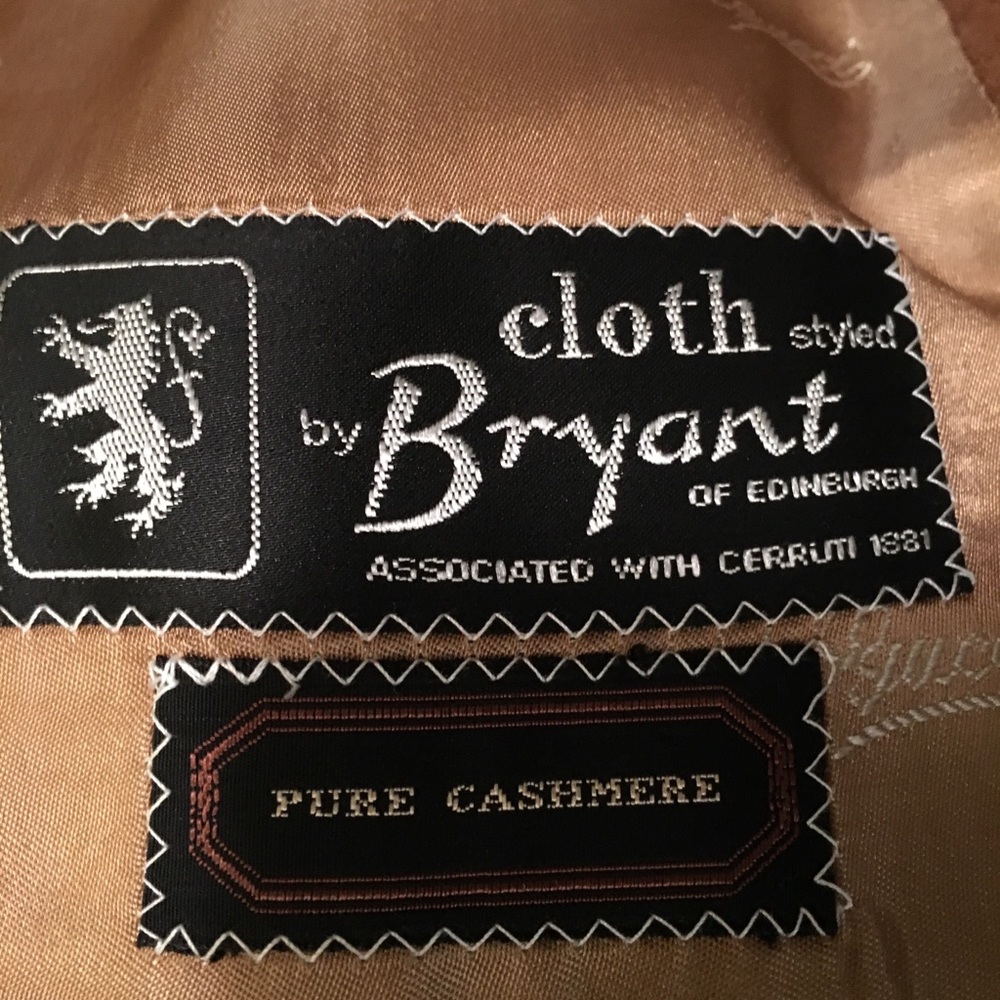 Vintage Gucci Cashmere Coat - Picture 4 of 10